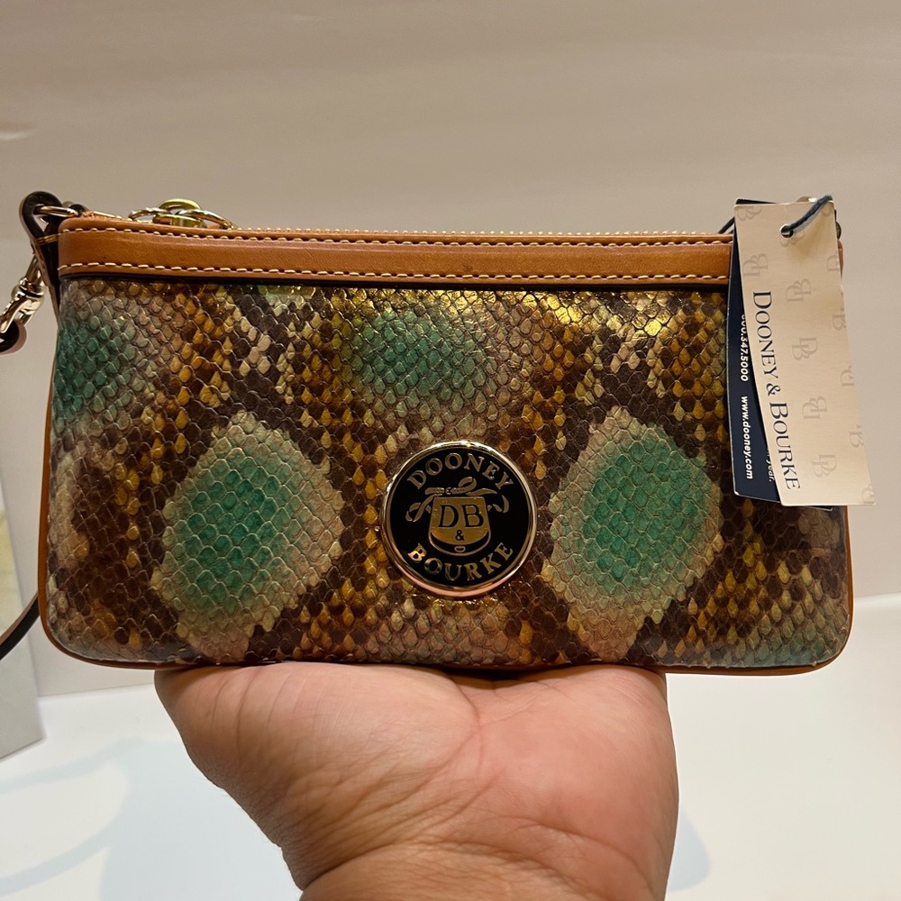 Dooney & Bourke Tan and Green Snake Print Clutch - Picture 10 of 13